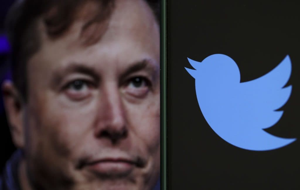 Musk, 44 milyar dolarlık davaya yol açan tweet'in "en akıllıca olmayabilir" olduğunu ifade etti