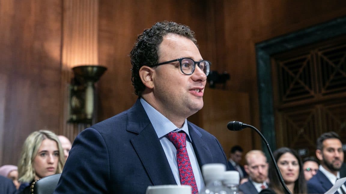 Trump, Anthropic'i ABD hükümetine yasaklamak için harekete geçti