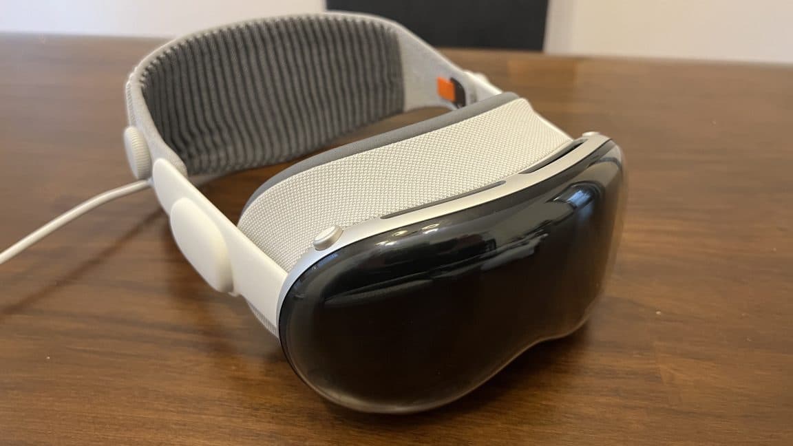 Valve, yerel Steam Link uygulamasını Apple'ın Vision Pro'suna getiriyor
