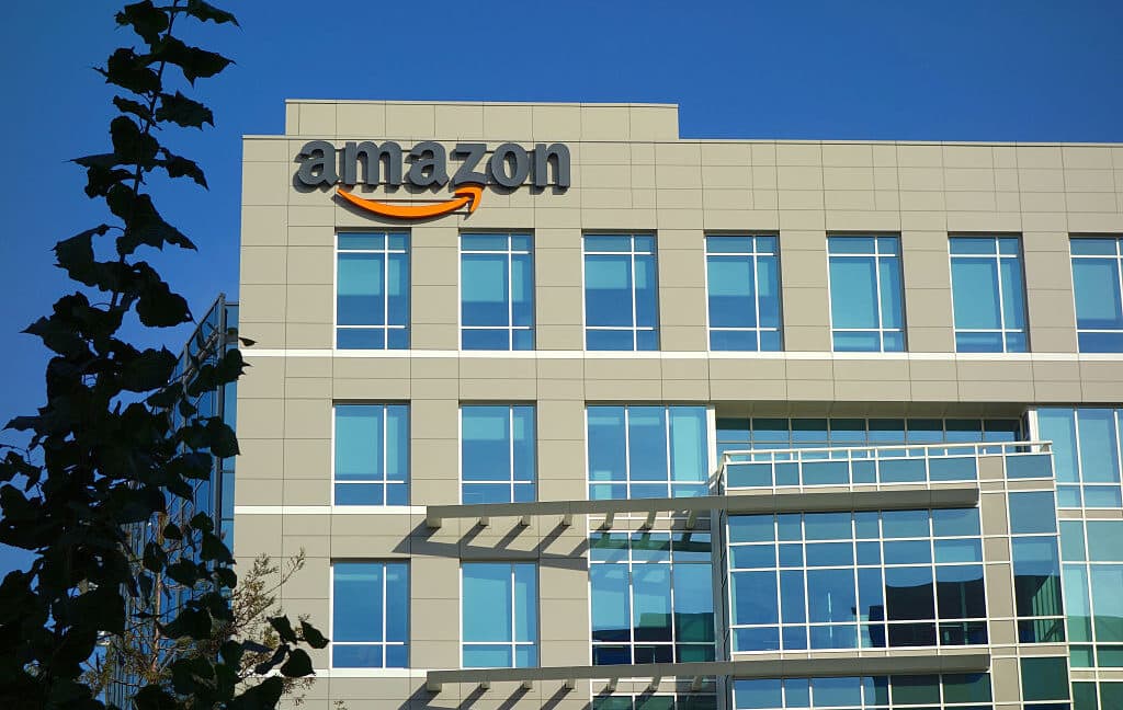 Amazon, 20.000'den fazla bildirilen sorun nedeniyle kapalı görünüyor