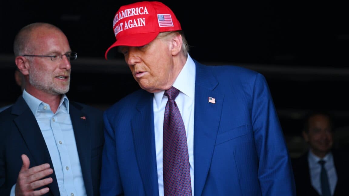 Sahibi Disney savaşmaya istekliyse ABC, Trump FCC'nin lisans tehdidini yenebilir