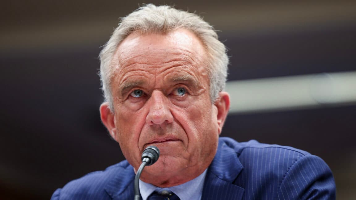 Rapor: RFK Jr.'ın aşı karşıtı gündemi, GOP'un popüler olmadığını fark etmesiyle kısıtlandı