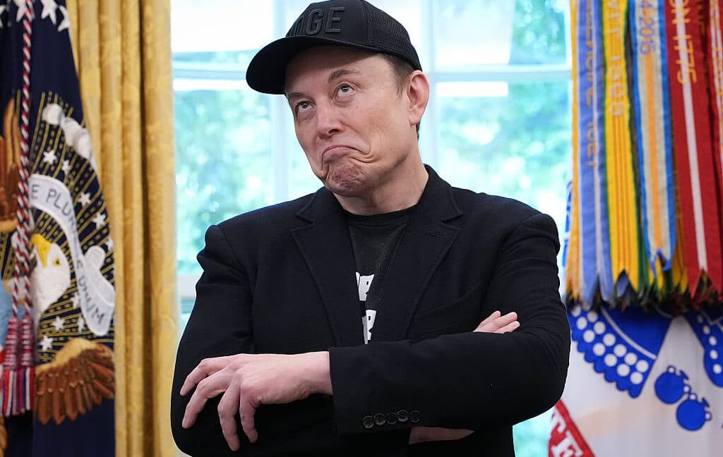 Rapor: SpaceX'in halka arzı Musk'a kontrolsüz güç veriyor ve yatırımcı davalarını yasaklıyor