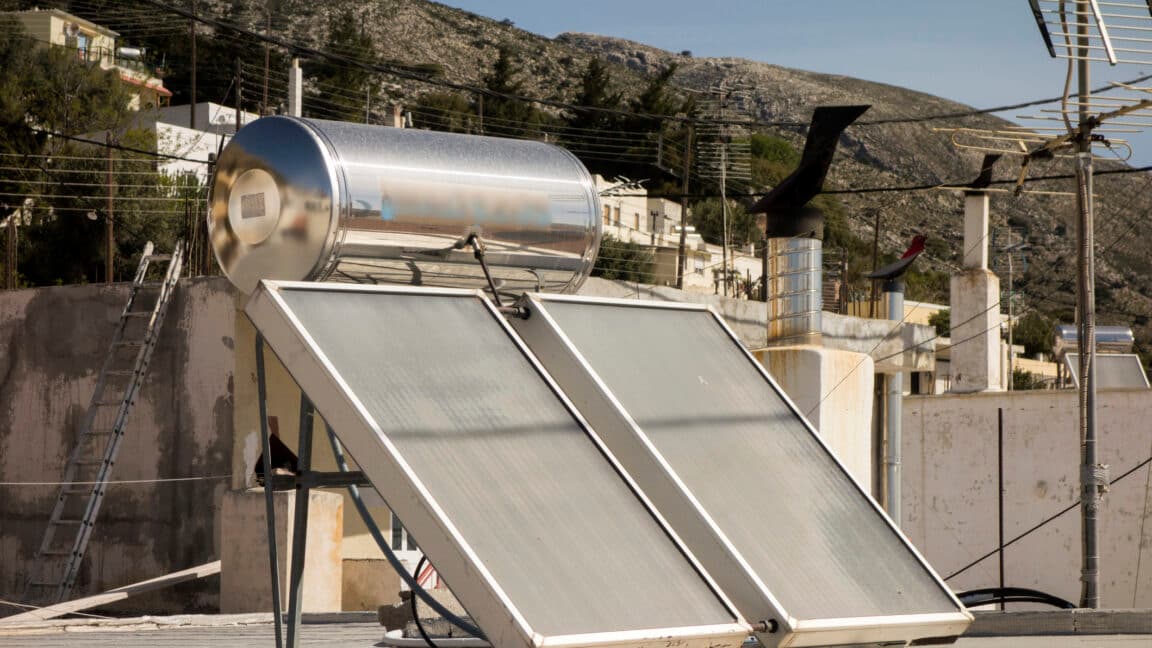 Bir sıvı güneş enerjisini depolayabilir ve aylar sonra onu ısı olarak serbest bırakabilir