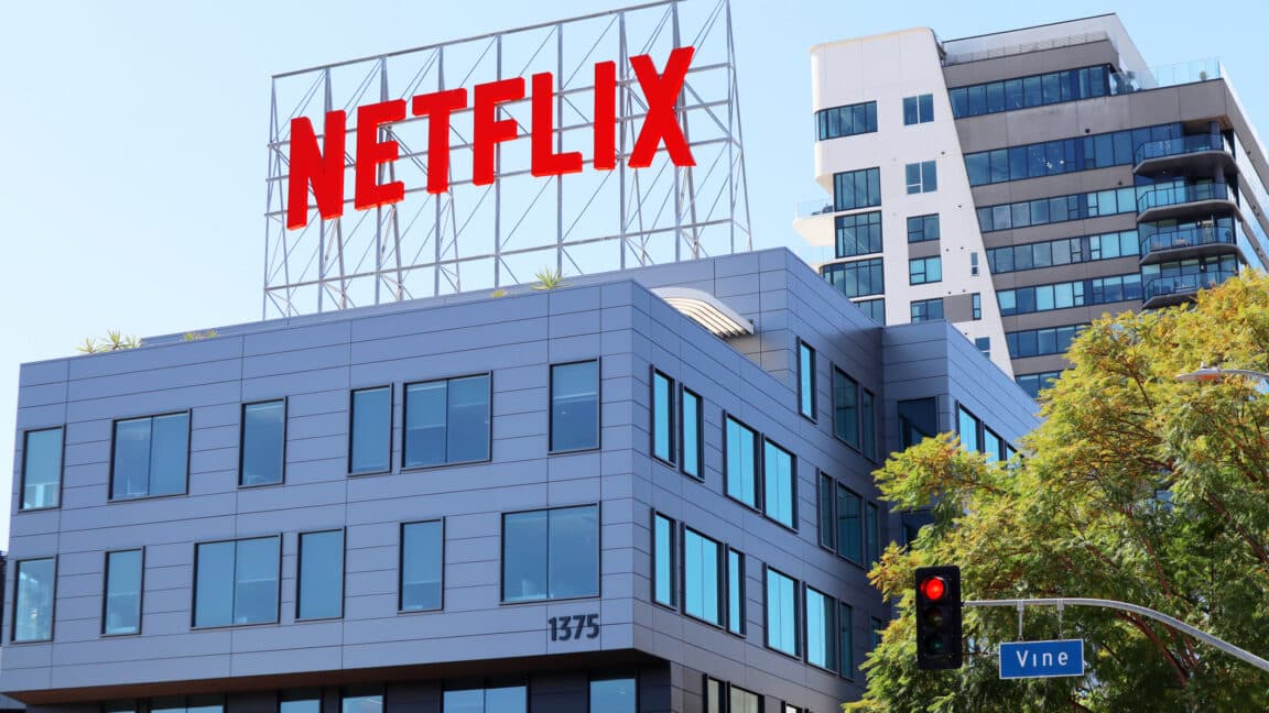 Netflix, Warner Bros. Discovery'yi Paramount'a devretti: "Artık finansal açıdan çekici değil"