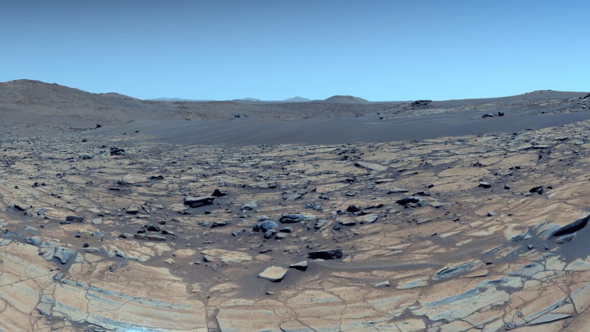 Antik Mars soğuk ve buzlu değil, sıcak ve ıslaktı