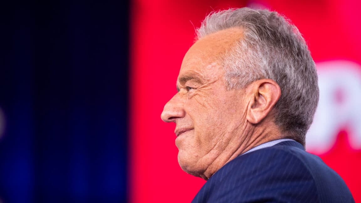 RFK Jr., yanlışlıkla eroinle karşılaştırdığı antidepresanları azaltmayı planlıyor