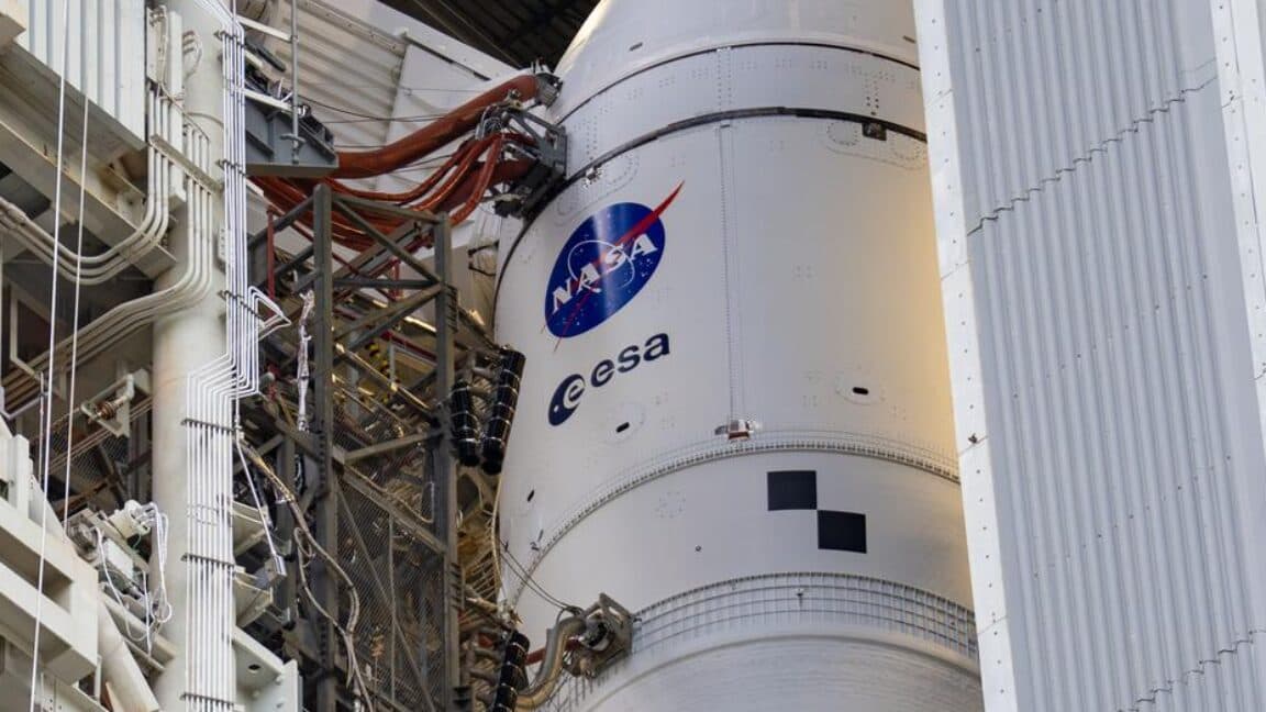 Aldatmaya gerek yok: NASA, Artemis II'nin Ay'a fırlatılması için 1 Nisan'ı hedefliyor