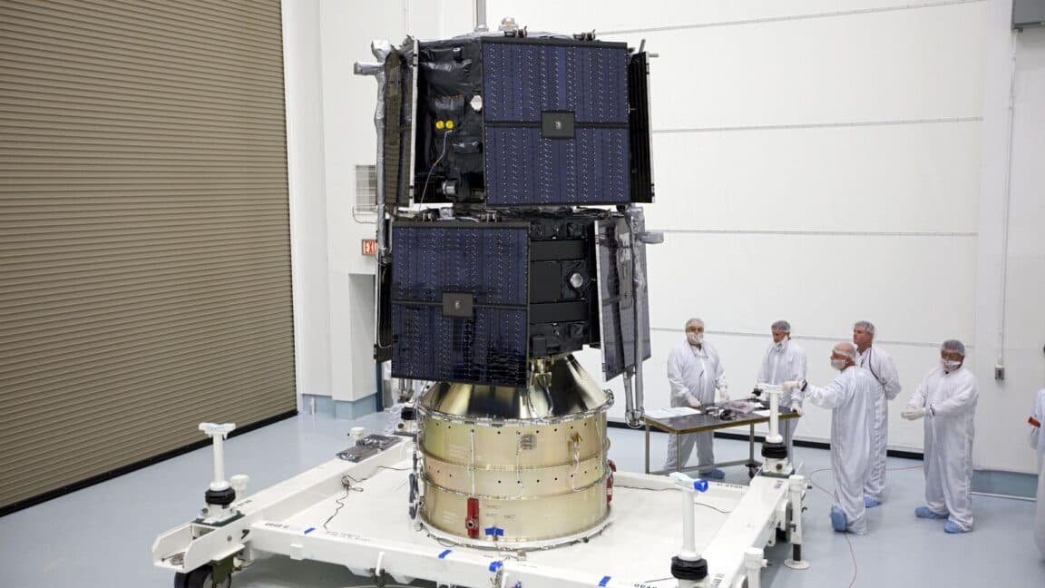 NASA, Van Allen Probu'nun bu hafta yeniden girişi için güvenlik feragatnamesini onayladı