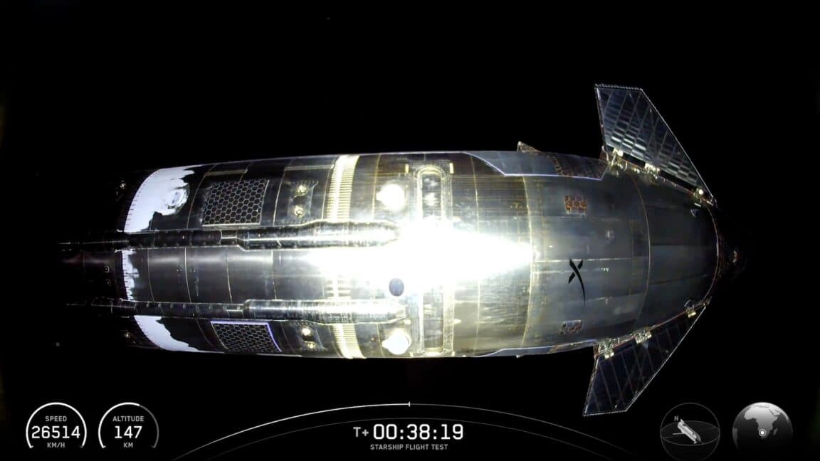 SpaceX'in Starship V3'ü (hala üzerinde çalışılıyor) ilk uçuşta çoğunlukla başarılı