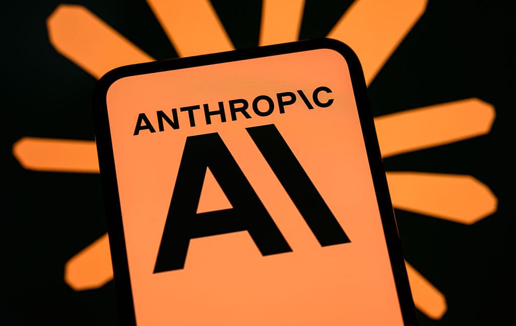 Anthropic, Alibaba'nın en büyük Claude klonlama saldırısı nedeniyle cezalandırılması gerektiğini söyledi