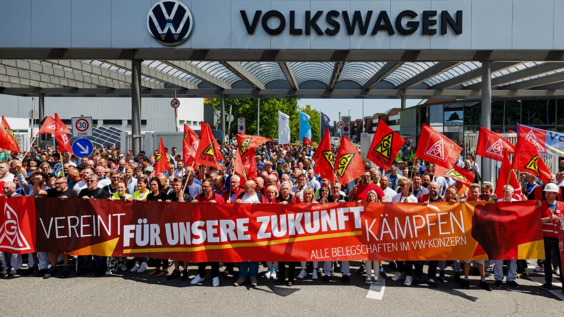 VW Grubu ve sendikalar otomobil üreticisini modernize etme planı konusunda anlaşamıyor