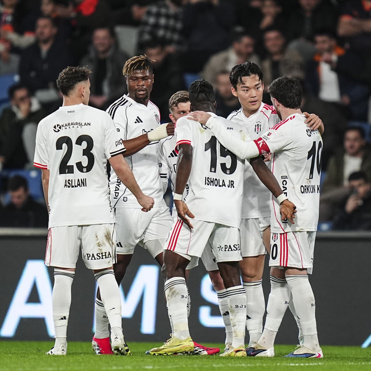 Beşiktaş'ın ilk 11'i belli oldu!