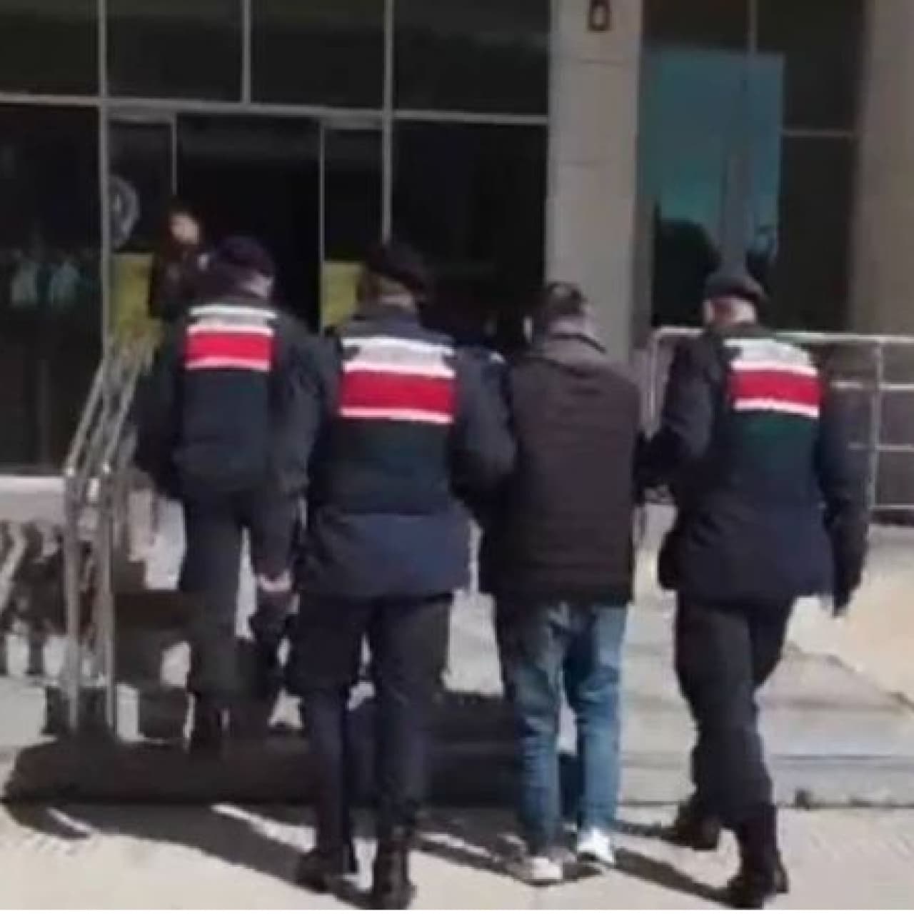 10 milyon kaçak makaron ele geçirildi