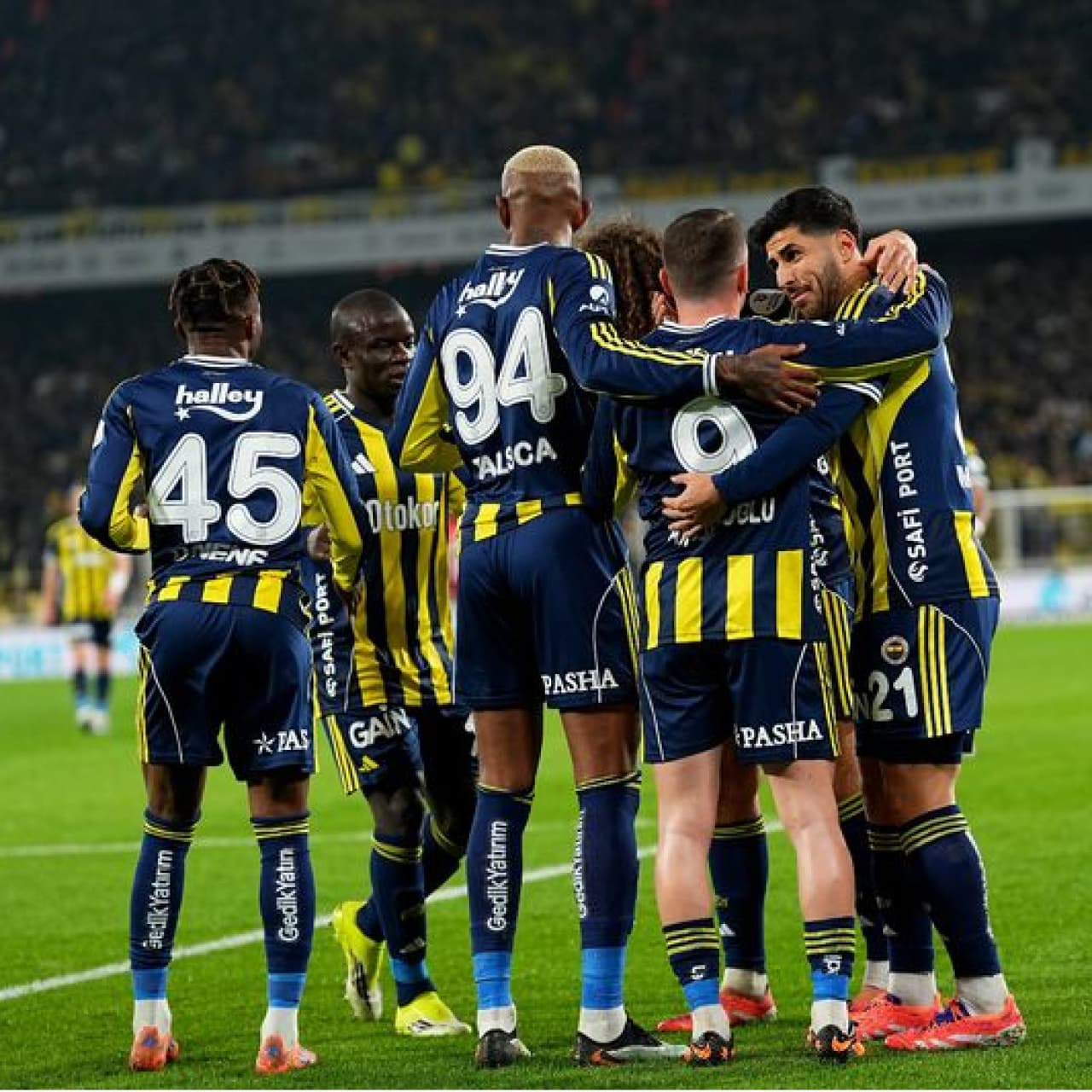Fenerbahçe'nin konuğu Kasımpaşa! 