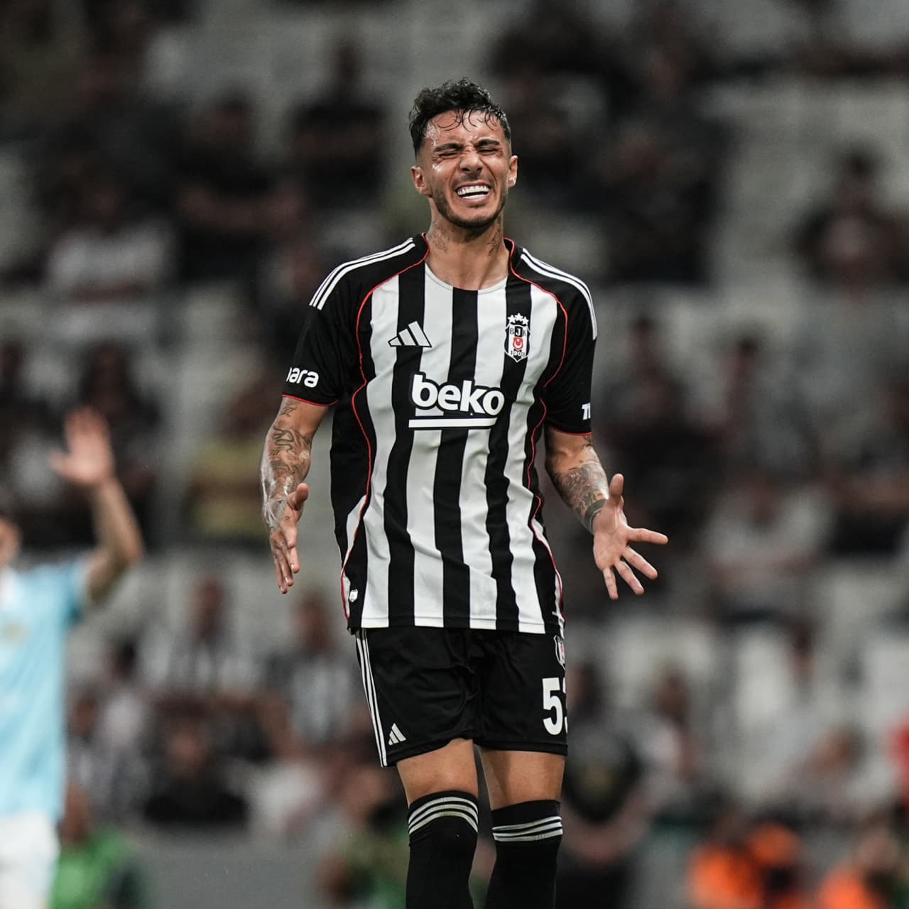 Beşiktaş'tan sakatlık açıklaması: Emirhan Topçu