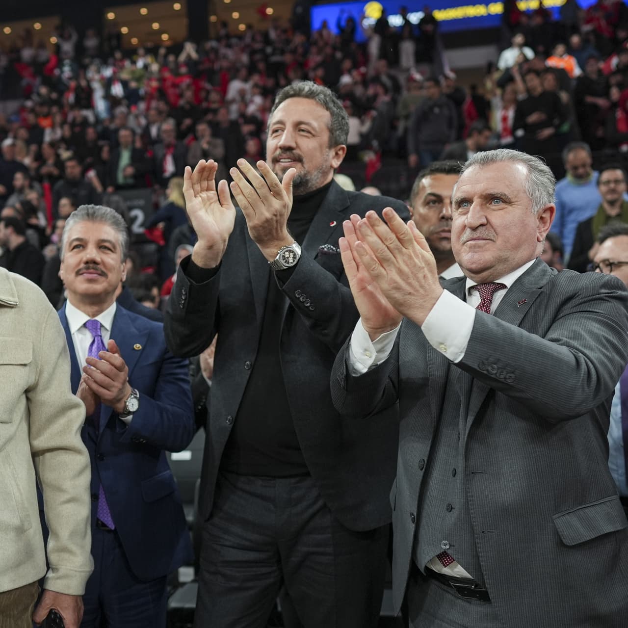 "Türk basketbolu hak ettiği yere gelecektir"