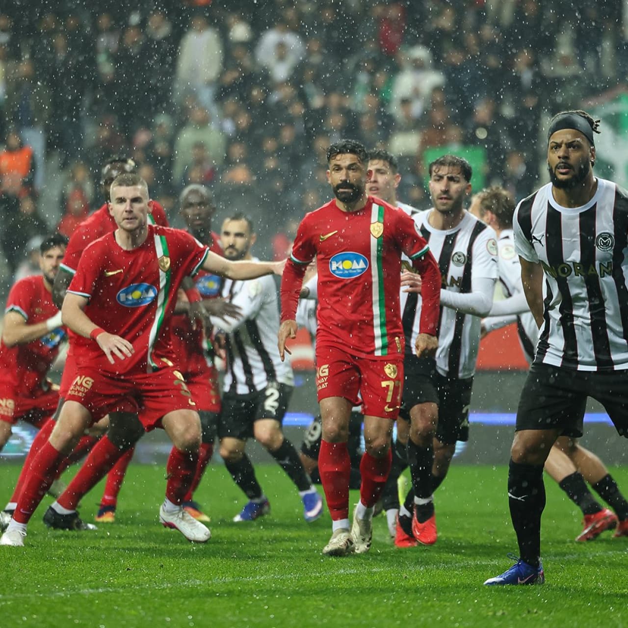 Amedspor, 14 dakikada üç puanı kaptı!
