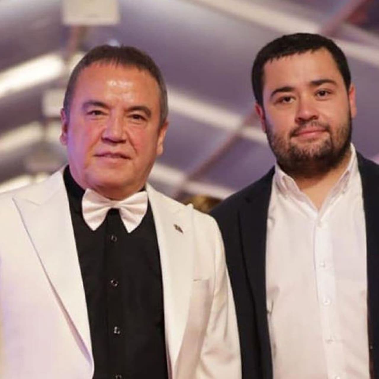 Antalya'da "rüşvet" ve "yolsuzluk" davası başladı