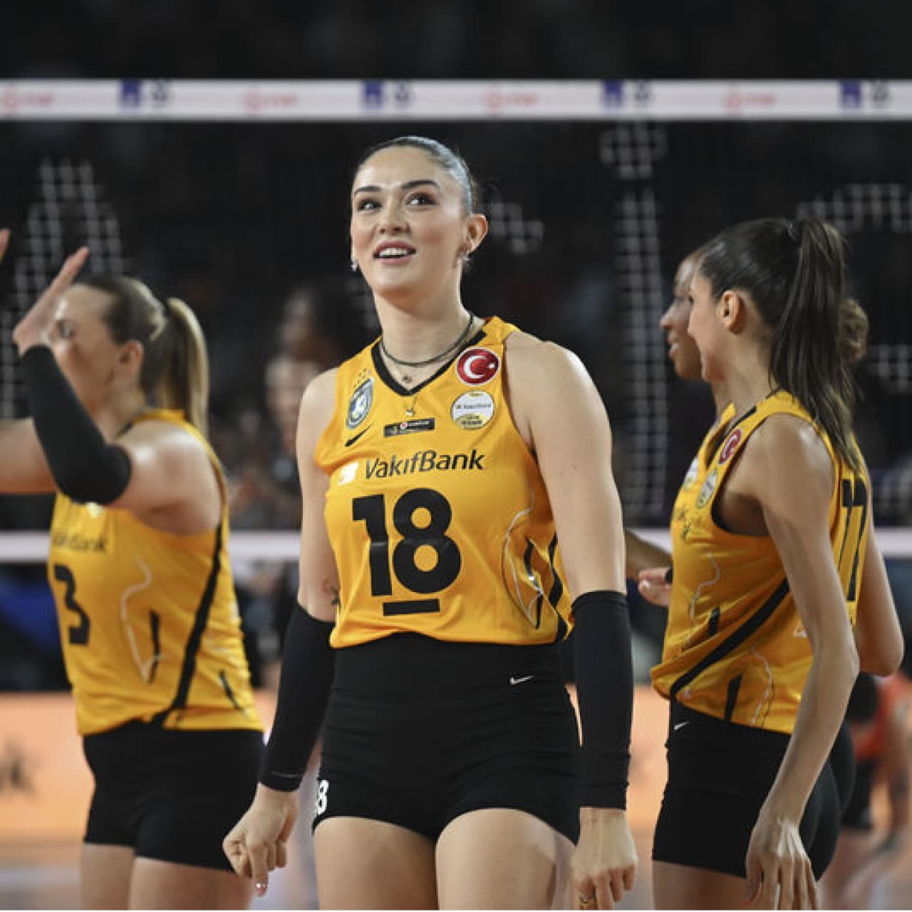 Kupa Voley'de şampiyon VakıfBank!