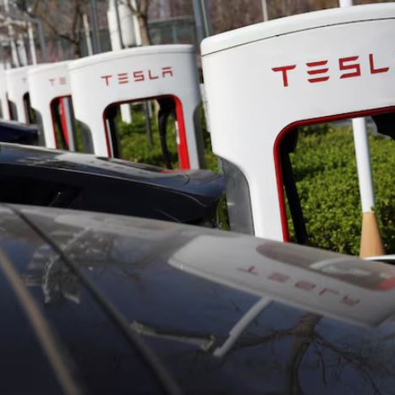 Tesla’da teslimat beklentisi zayıfladı
