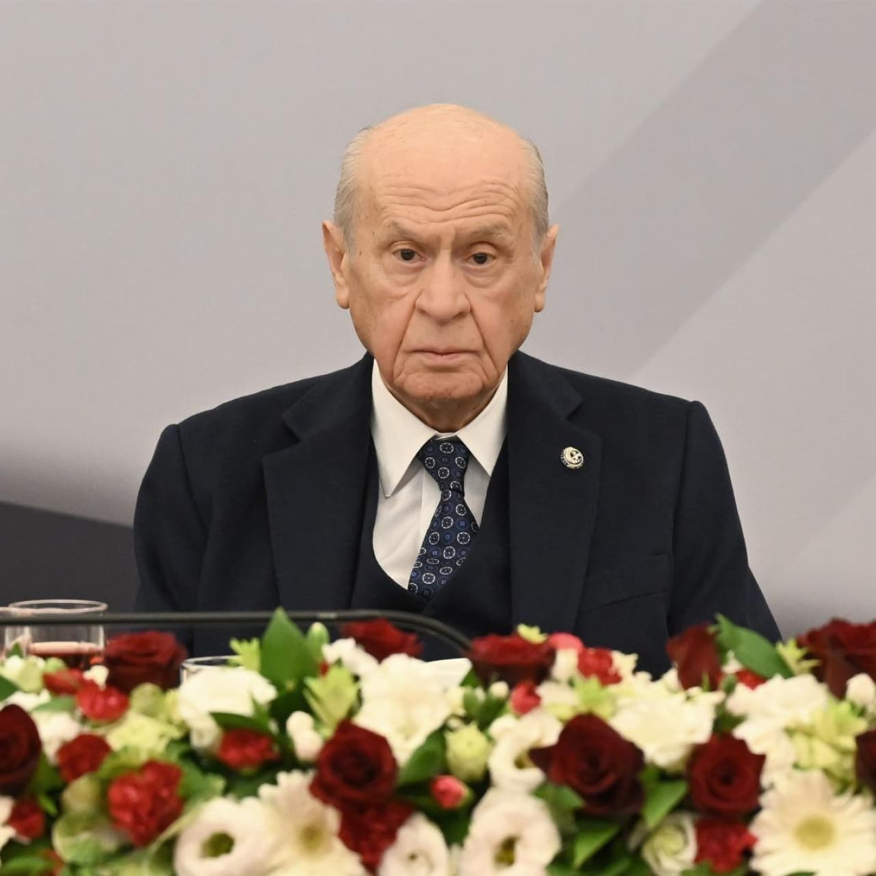 Ölüm yıldönümünde Türkeş'i andı