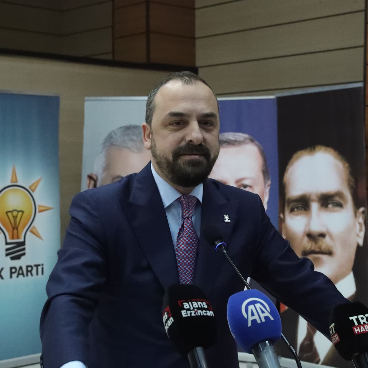 Acar'dan sert tepki