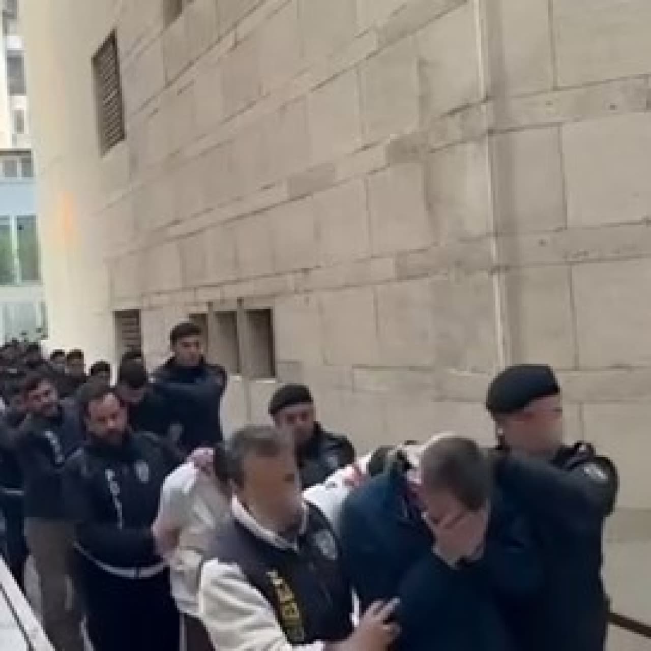 3.8 milyarlık bahis ağı çökertildi