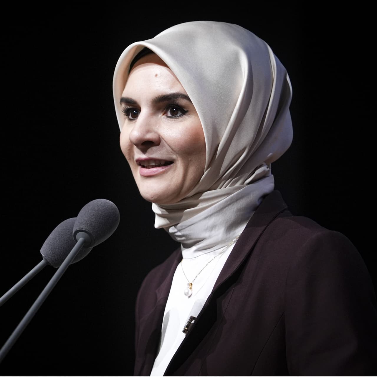 'Aile ile istikbale yürüyeceğiz'