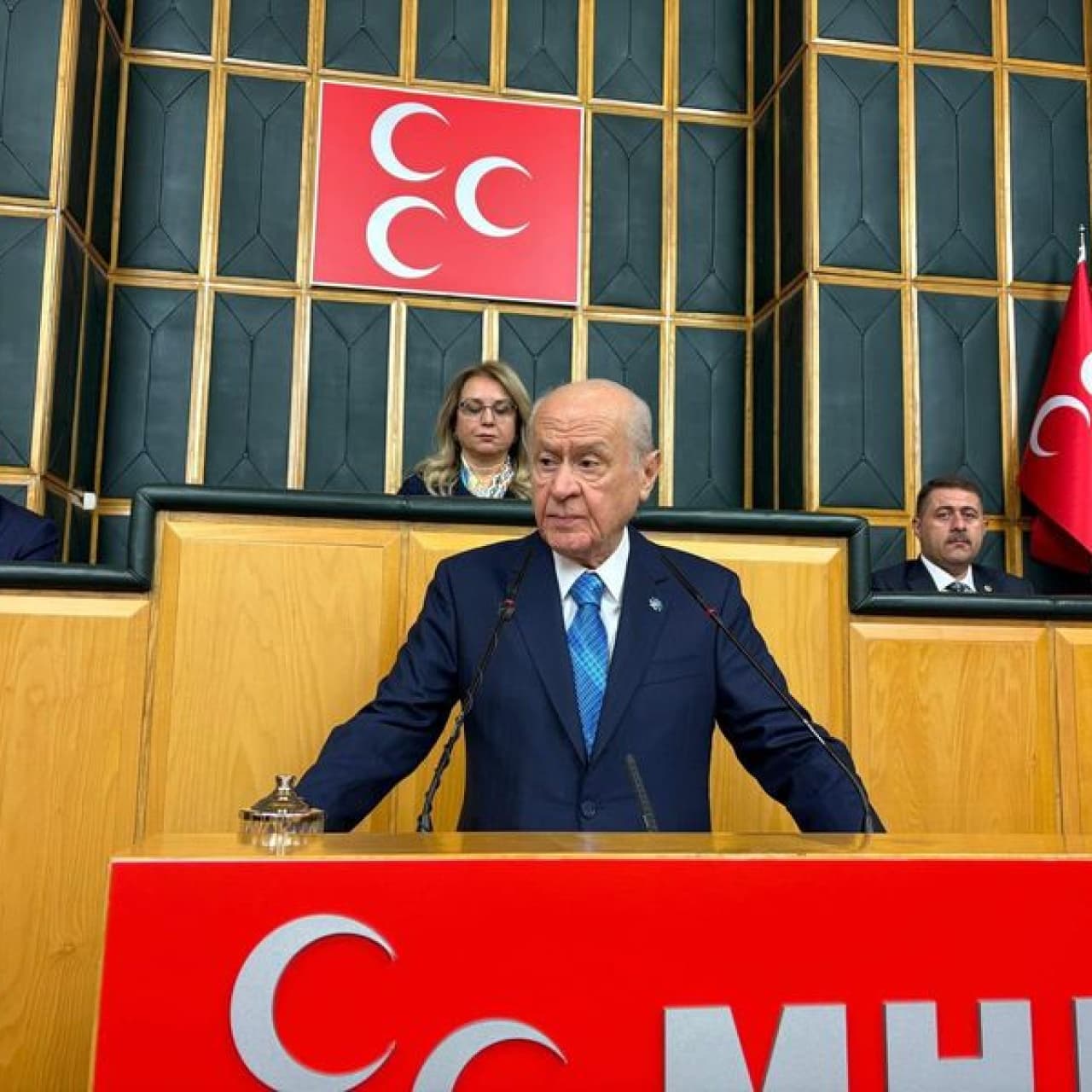 Bahçeli'den Amedspor'a tebrik