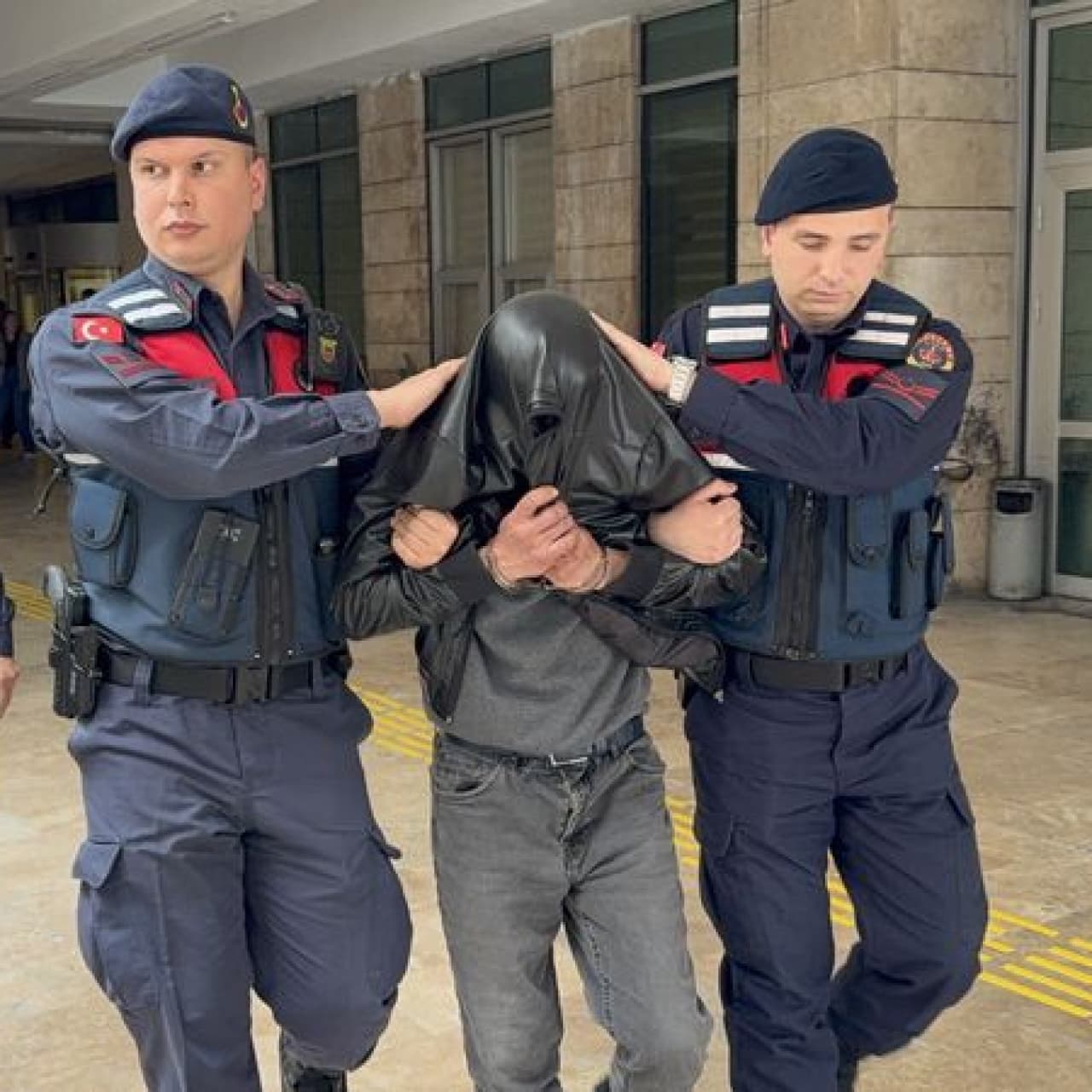 Gelinine taciz iddiasıyla tutuklandı