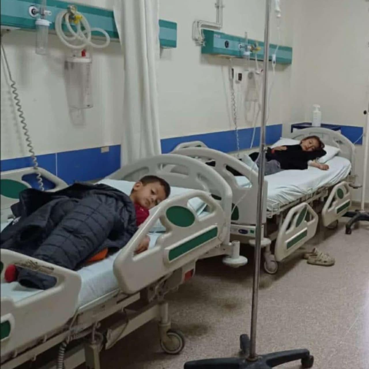 Yürek yakan son fotoğraf! Hamile anne ve baba tedaviye alındı...