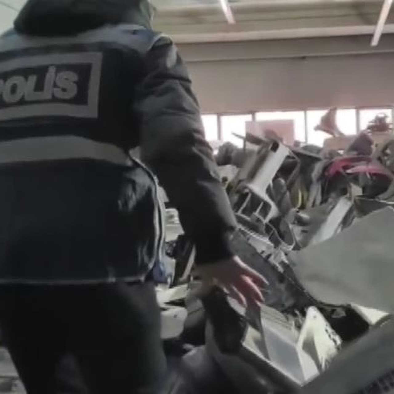 'Change' operasyonu: 16 gözaltı