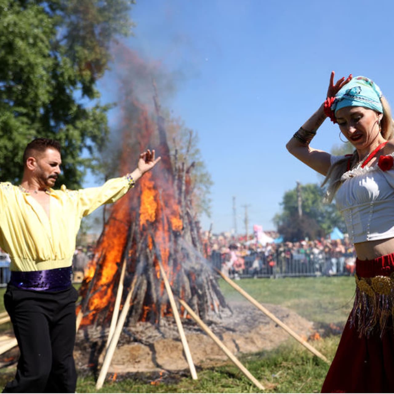 Edirne'de "Kakava ateşi" yakıldı