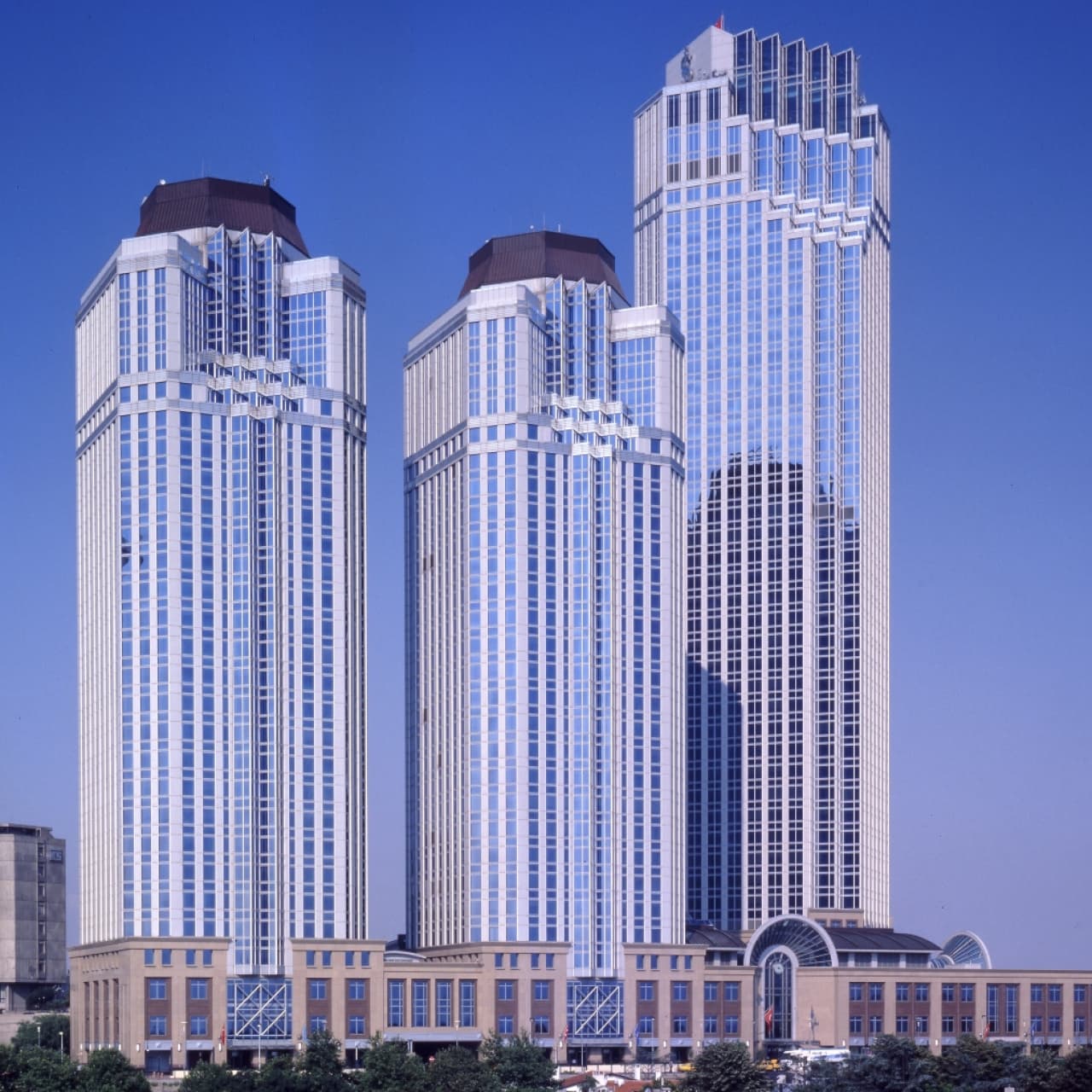 İş Bankası'ndan 20,4 milyar TL net kâr