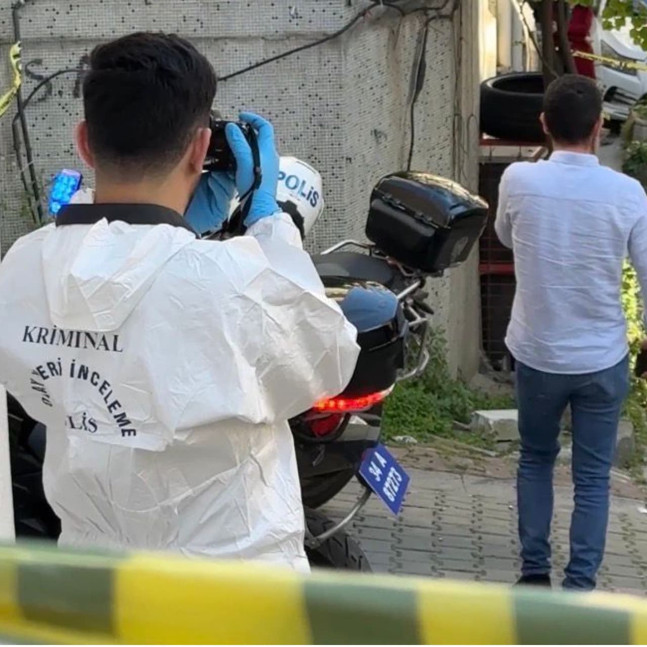 Kızını silahla vuran damadını öldürdü