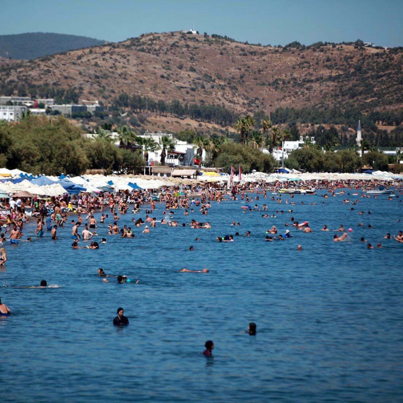 9 günlük tatil Bodrum'a yaradı