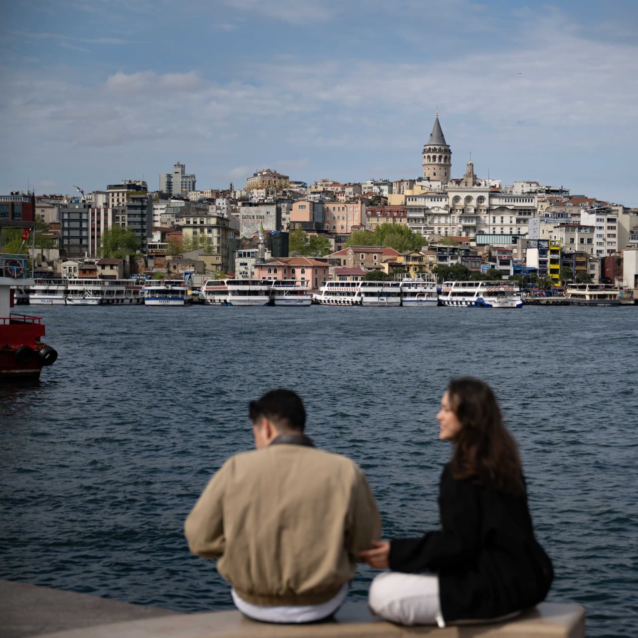 Parçalı bulutlu ve yağmurlu bir gün! Sıcaklıklar artıyor