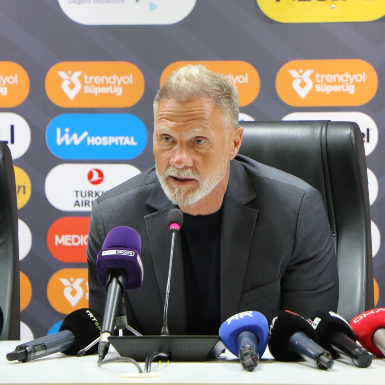 Thorsten Fink'ten hakem tepkisi!