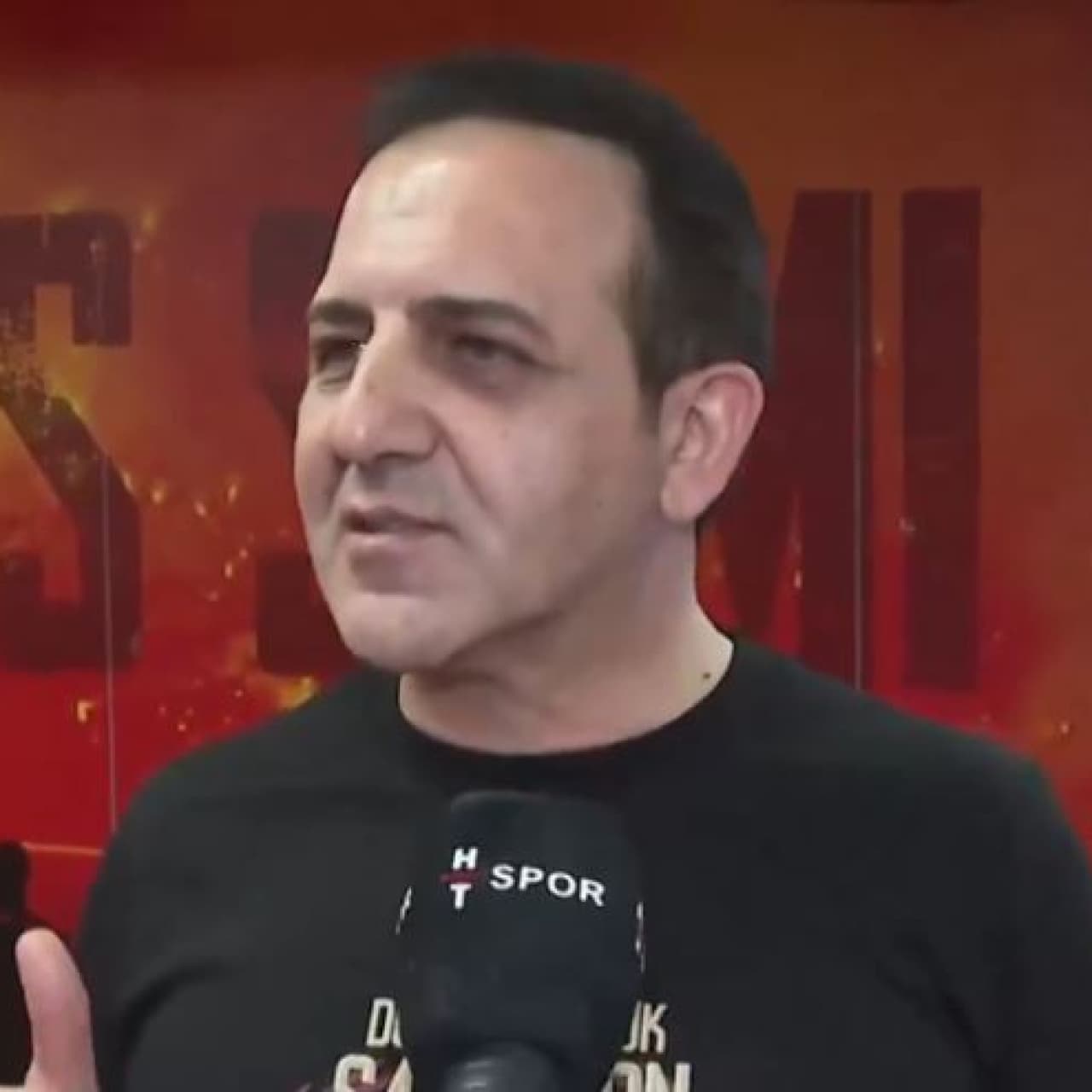 "Osimhen'i 150 milyon Euro'ya satmam!"