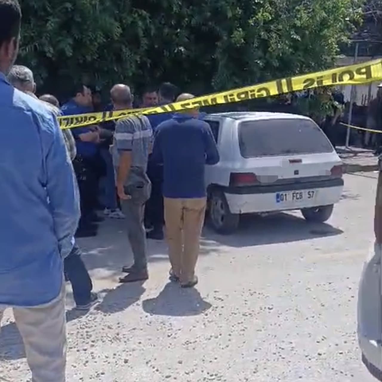 Araçta ölü bulundu