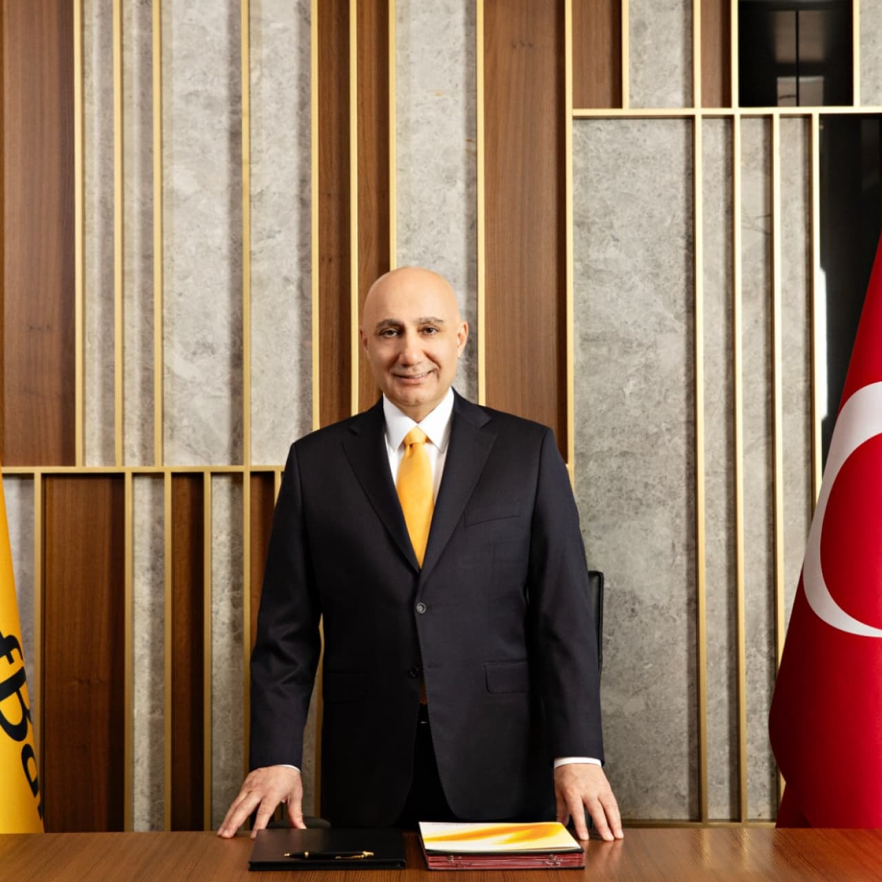 Vakıfbank'tan 1,3 milyar dolarlık finansman anlaşması