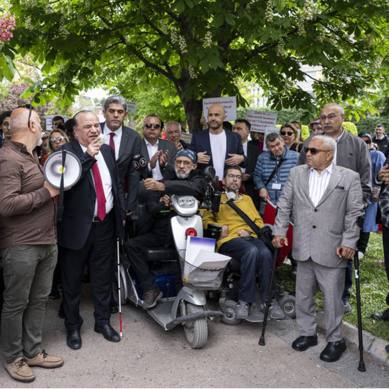 Başkent'te engellilerin talepleriyle ilgili açıklama