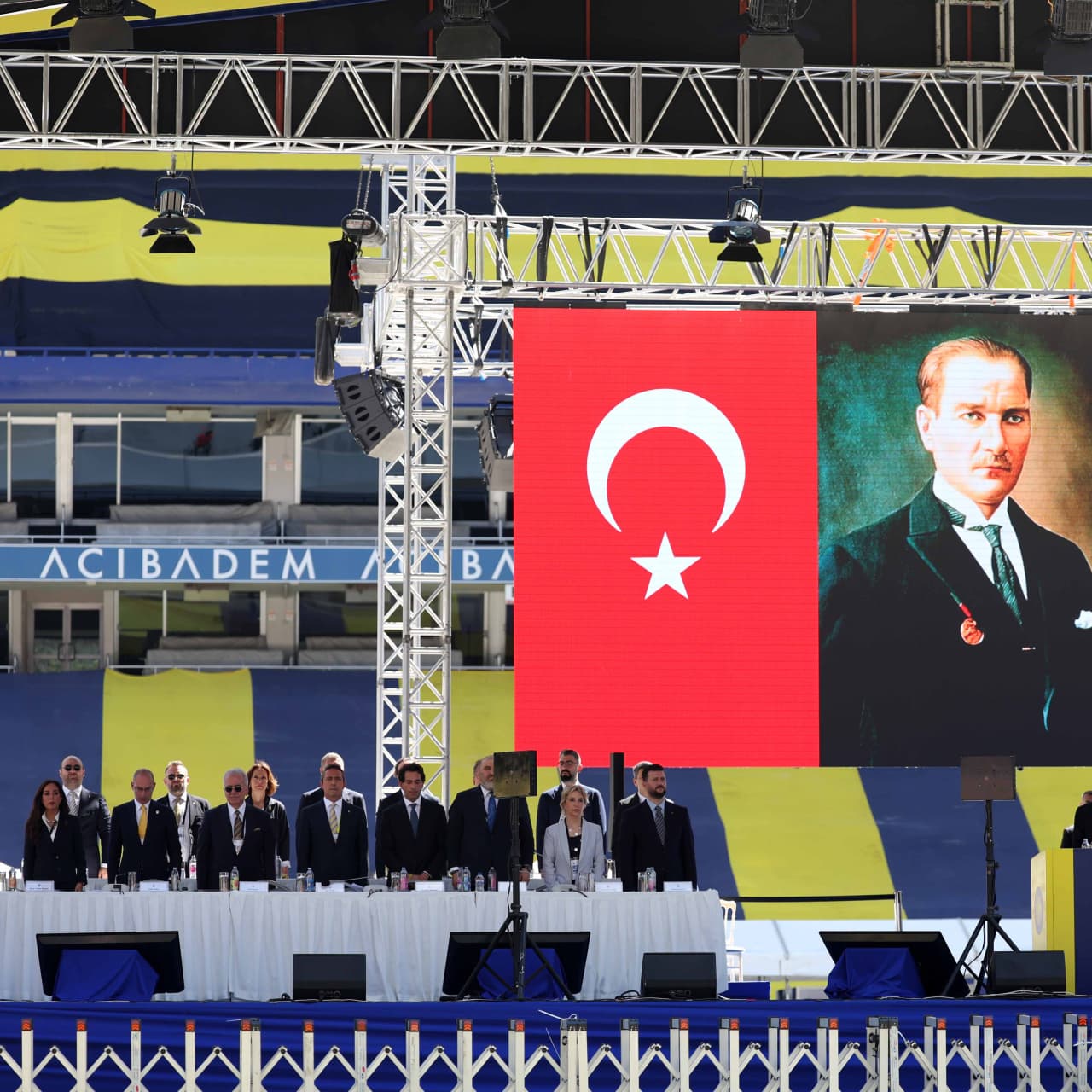 Fenerbahçe, seçim tarihini resmen ilan etti!