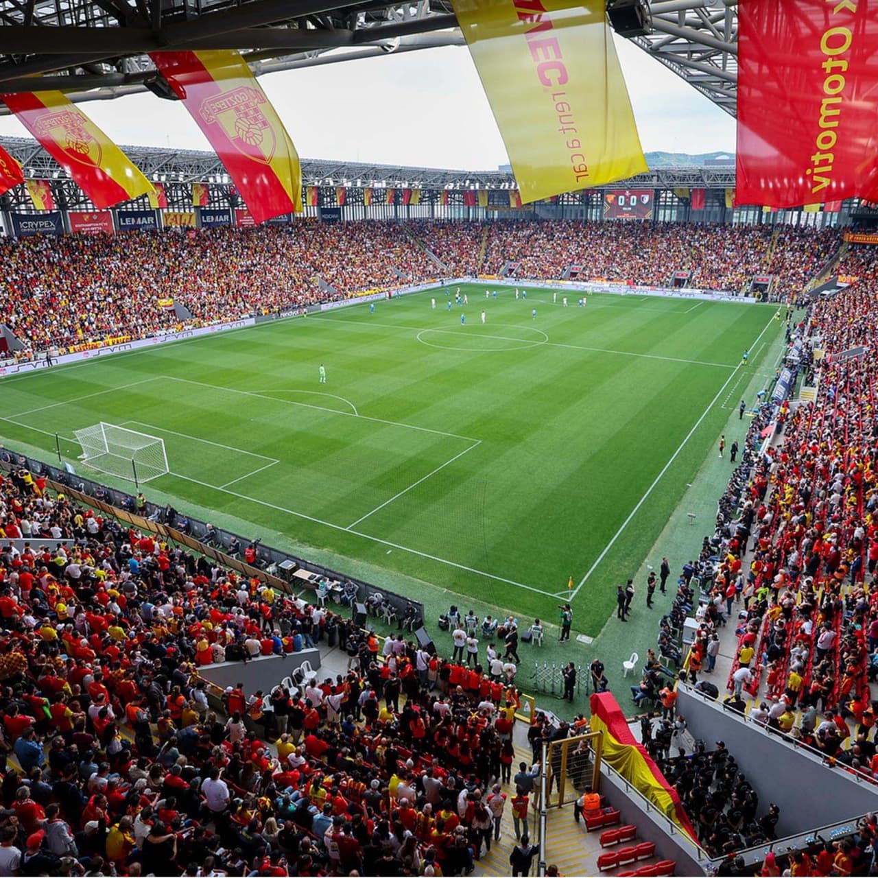 Göztepe tribünde zirvede yer aldı!