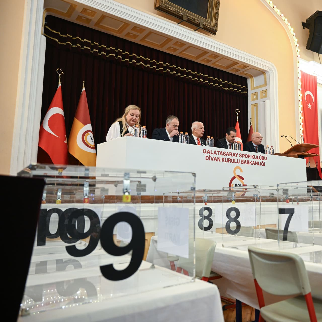 G.Saray'da seçim günü! Tek aday Dursun Özbek