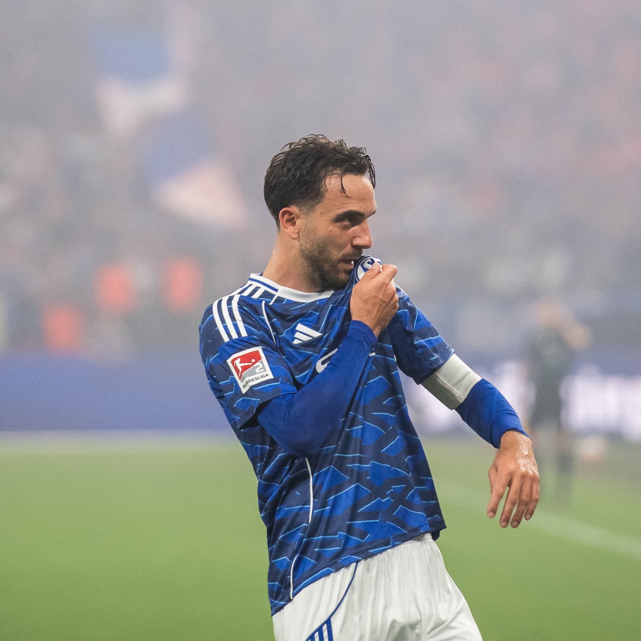 "Futbolu Schalke 04'te bırakmak istiyorum"