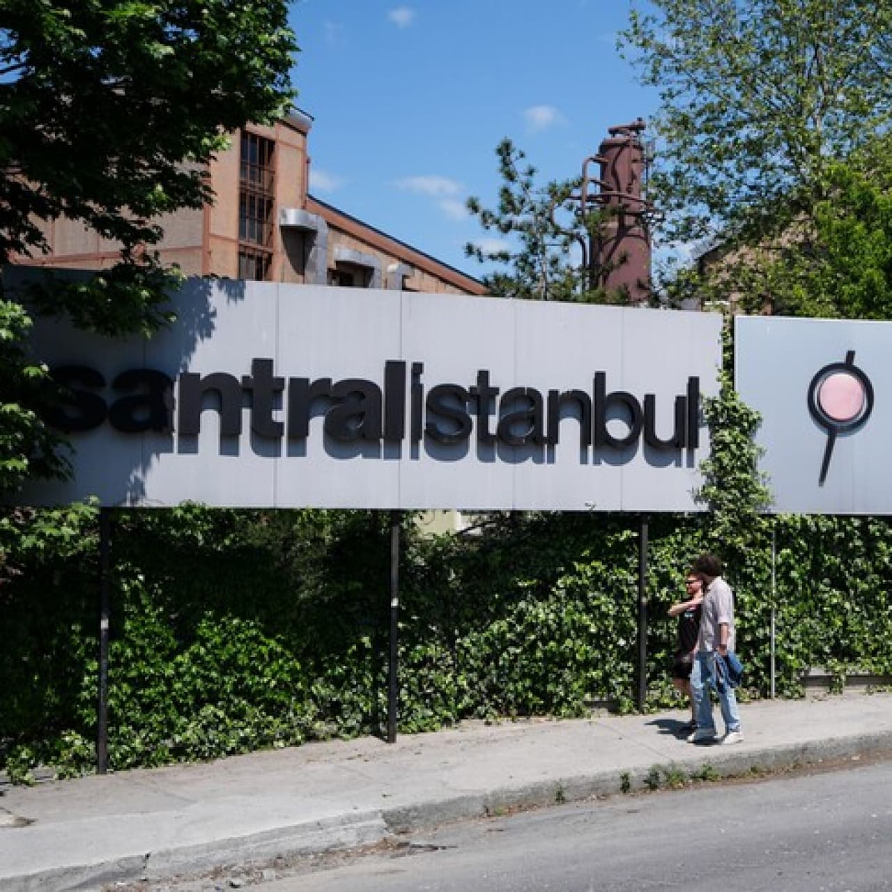 Bilgi'de sınavlar planlandığı tarihte yapılacak