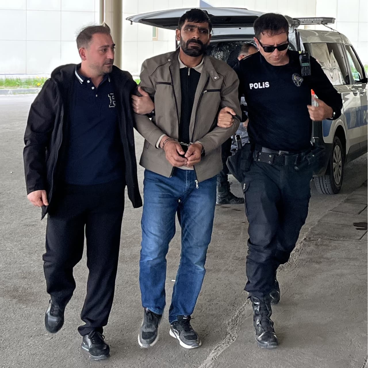 Cinayetten 10 yıldır aranıyordu... 'Yüz tanıma' kamerası katili yakaladı!