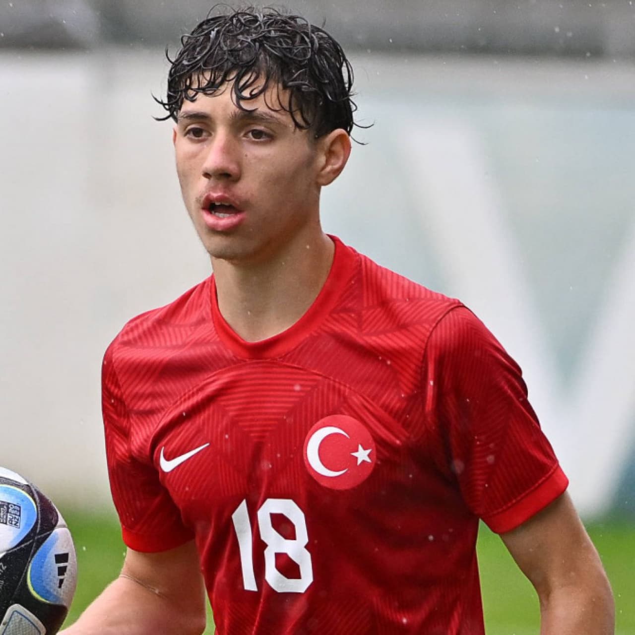 "Benim adım Vatan" dedi, Türkiye'yi seçti!